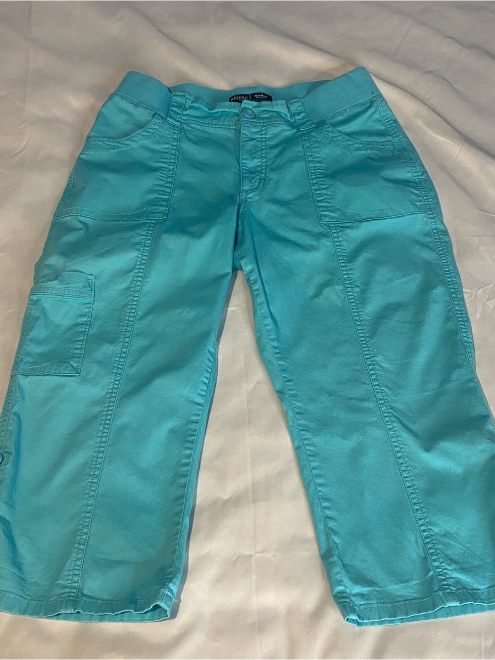 Womans Riders Lee Skimmer Capri Pants Size 8M Aqua Blue Mid Rise Cotton Stretch